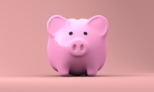 豚の貯金箱の写真